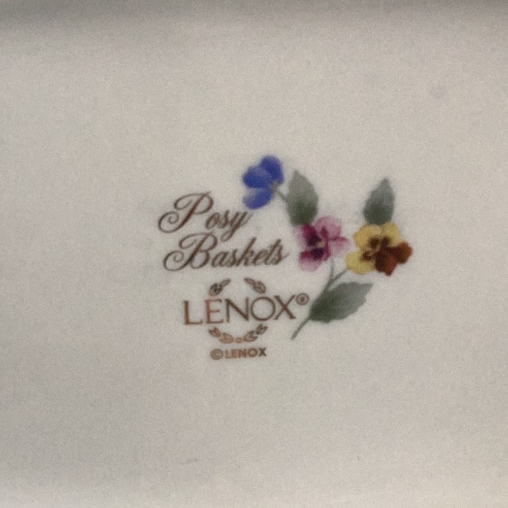 Lenox Posy Basket - Picture 5 of 9